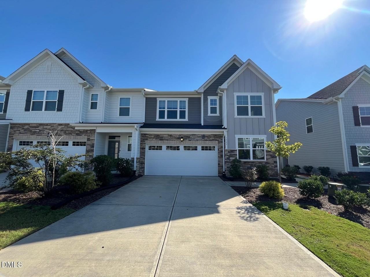 1347 Rosepine Dr - Photo 3 of 43