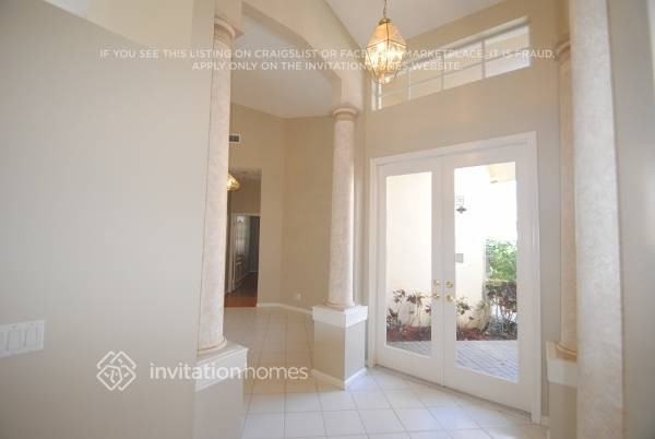 12052 Glenmore Dr - Photo 2 of 21