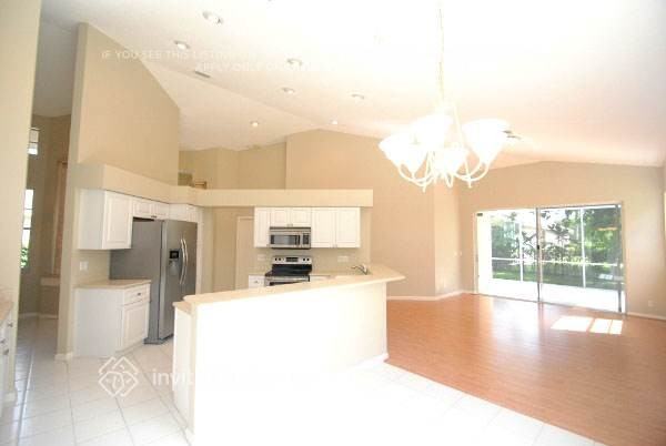 12052 Glenmore Dr - Photo 7 of 21