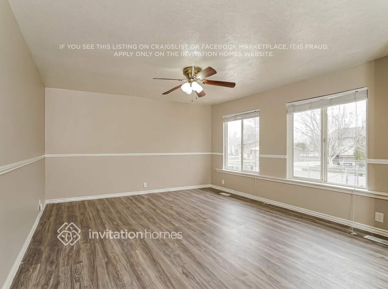 4334 S Lotus Blossom Dr - Photo 2 of 15