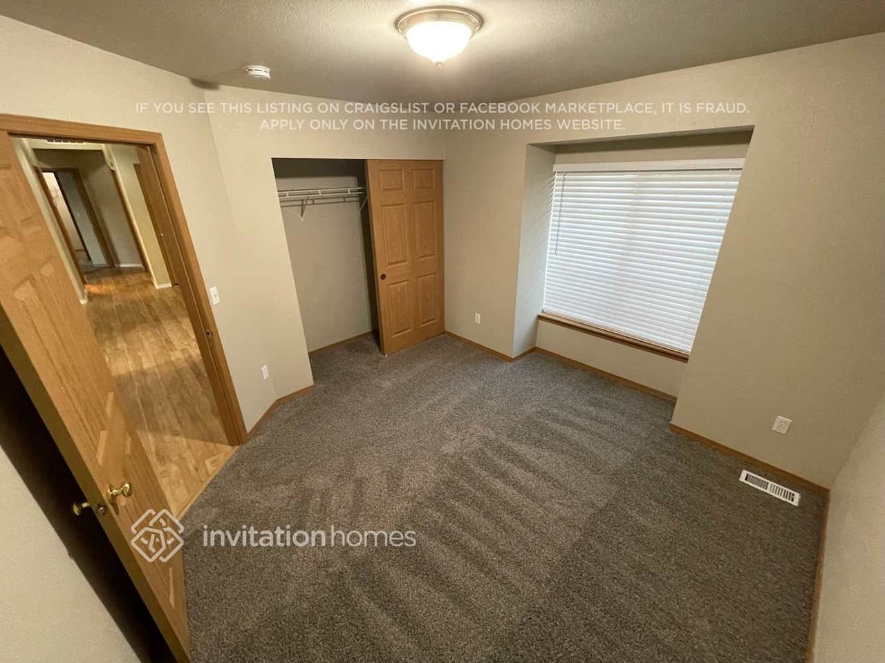 319 Eldredge Ave Nw - Photo 5 of 9