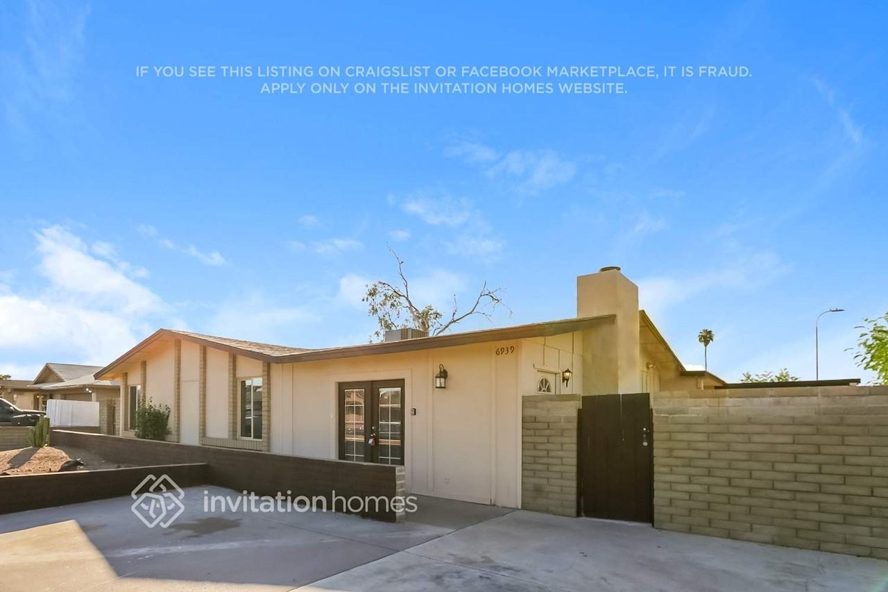 6939 W San Miguel Ave - Photo 2 of 16