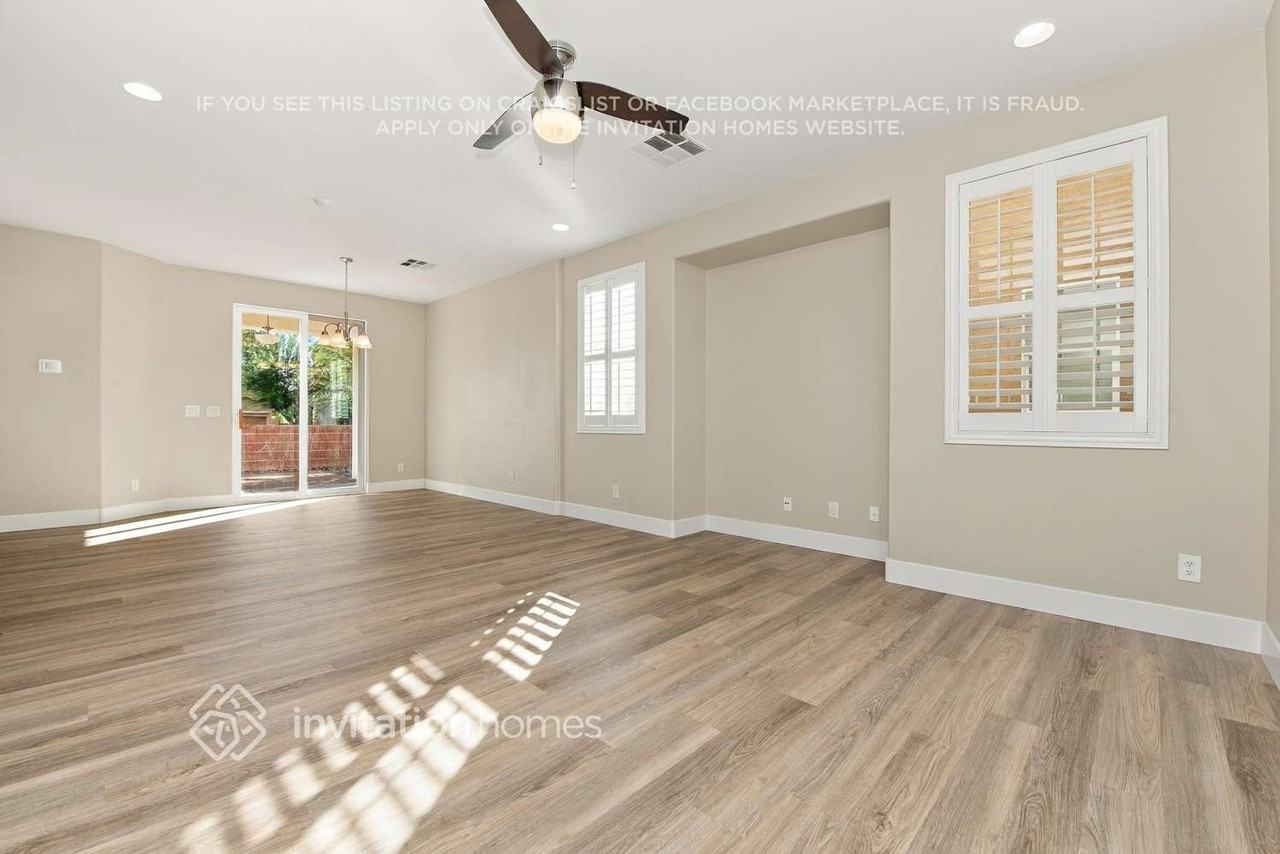 10541 Danielson Ave - Photo 5 of 18