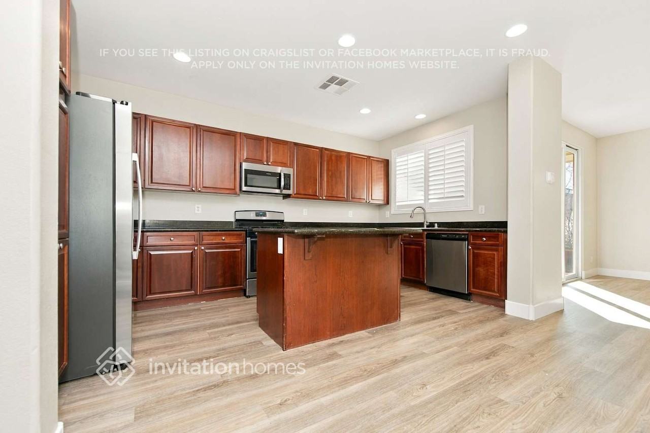 10541 Danielson Ave - Photo 6 of 18