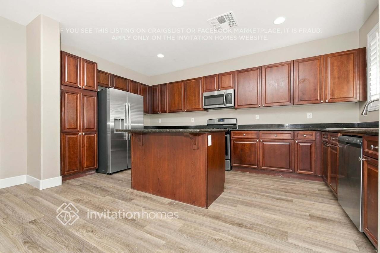 10541 Danielson Ave - Photo 7 of 18
