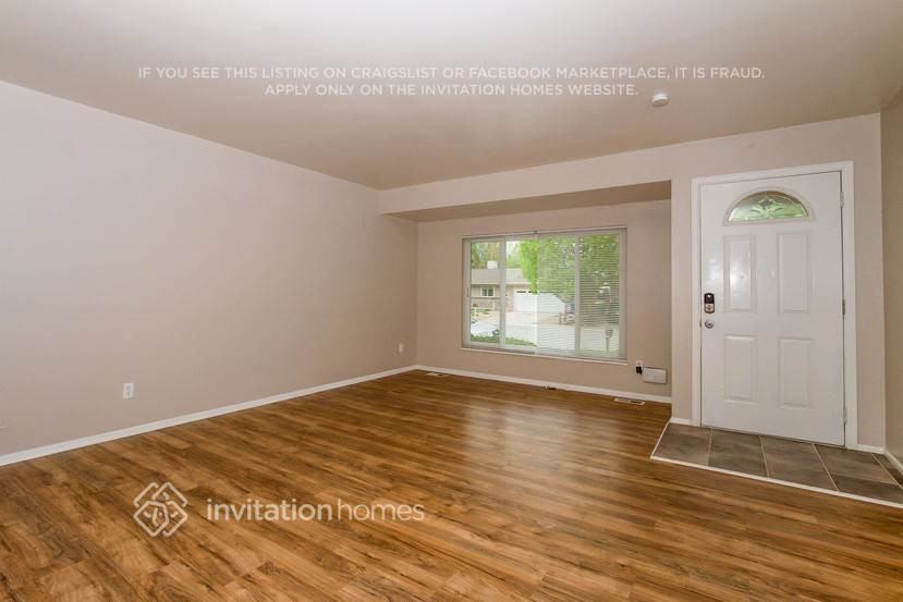 17104 E Eldorado Cir - Photo 3 of 23