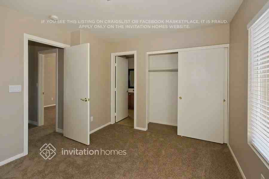5240 Sundance Canyon Ct - Photo 6 of 9
