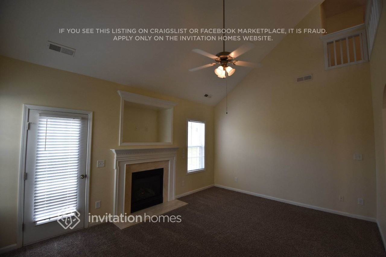 132 Pasadena Rd - Photo 3 of 12