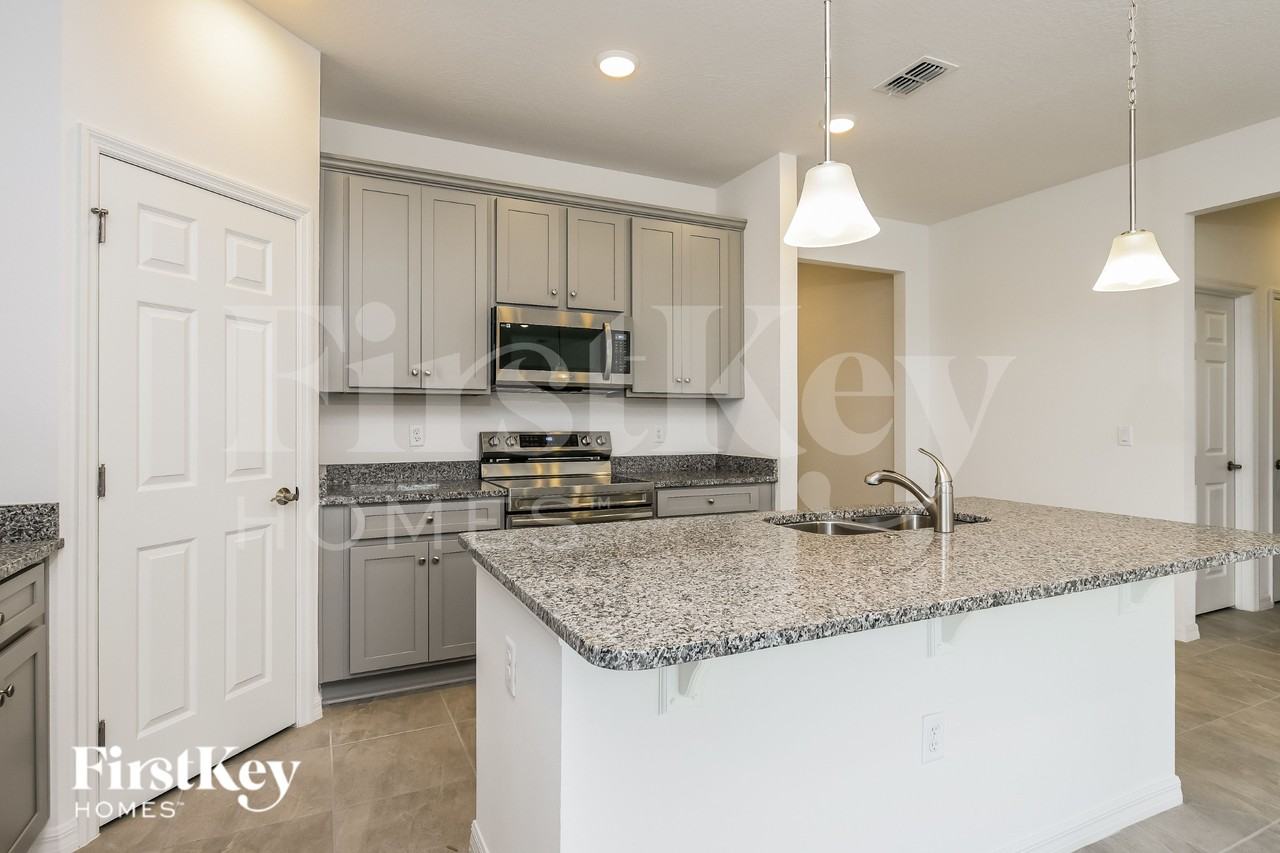 1202 Ponca Rd - Photo 6 of 16