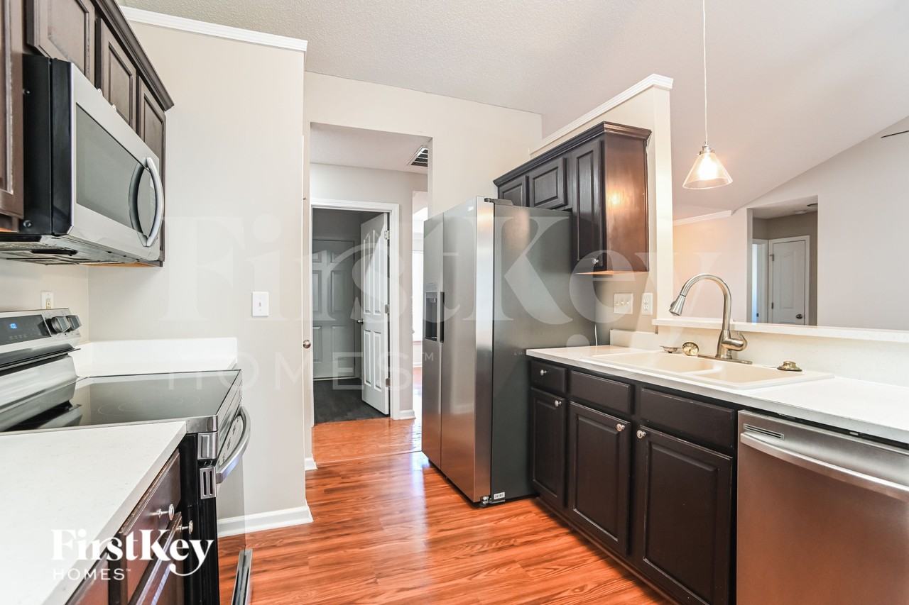 16234 Greybriar Forest Ln - Photo 7 of 16