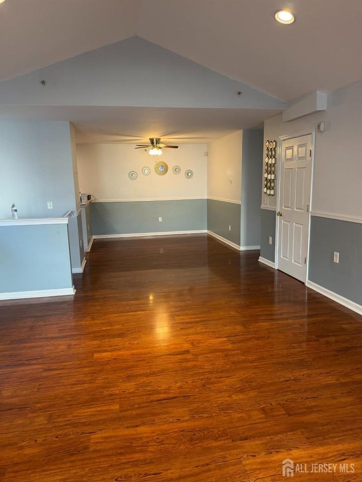 123 Chariot Ct - Photo 5 of 18