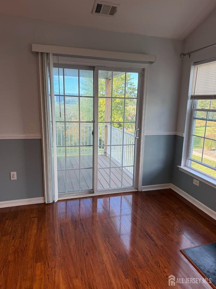 123 Chariot Ct - Photo 7 of 18