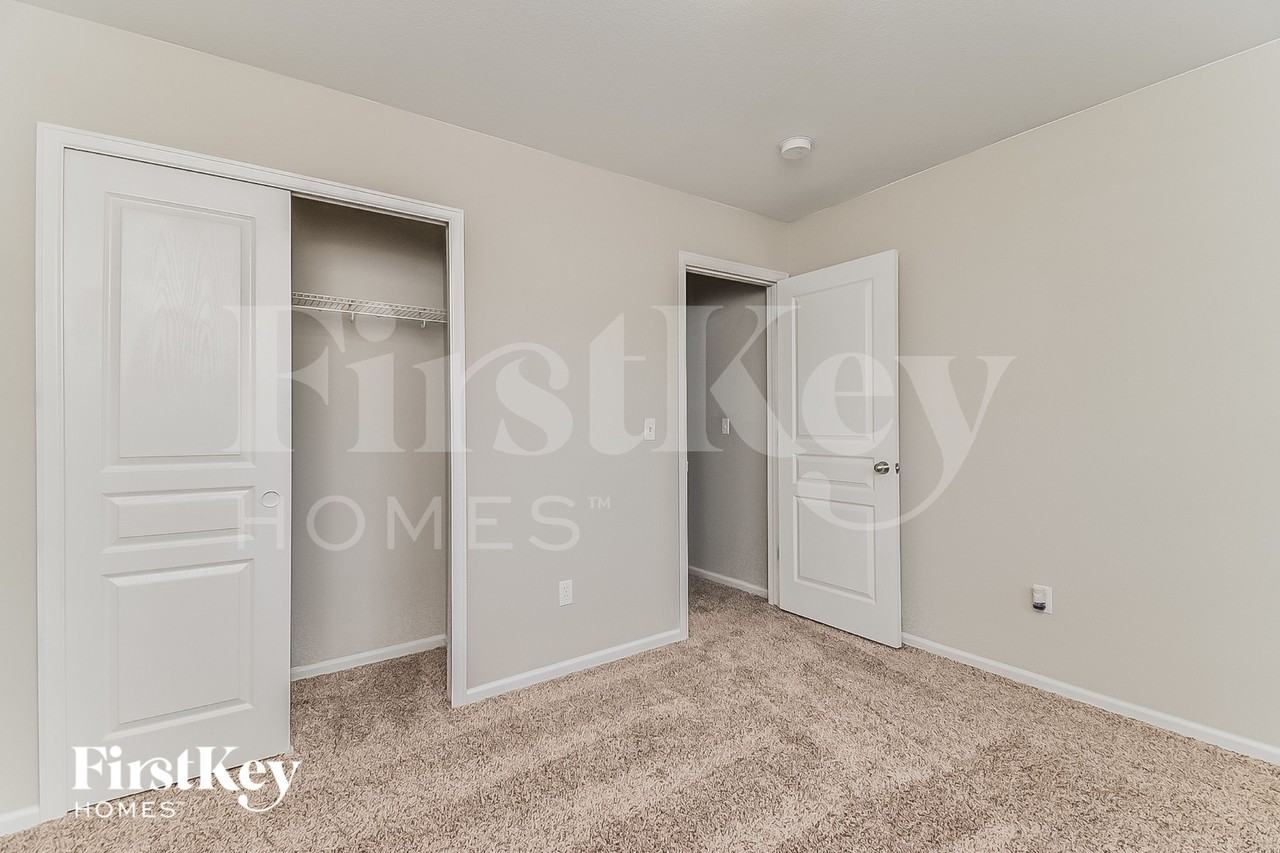 261 Audubon Dr - Photo 7 of 15