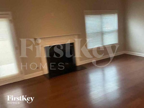 77 Pine Hill Ct - Photo 2 of 9