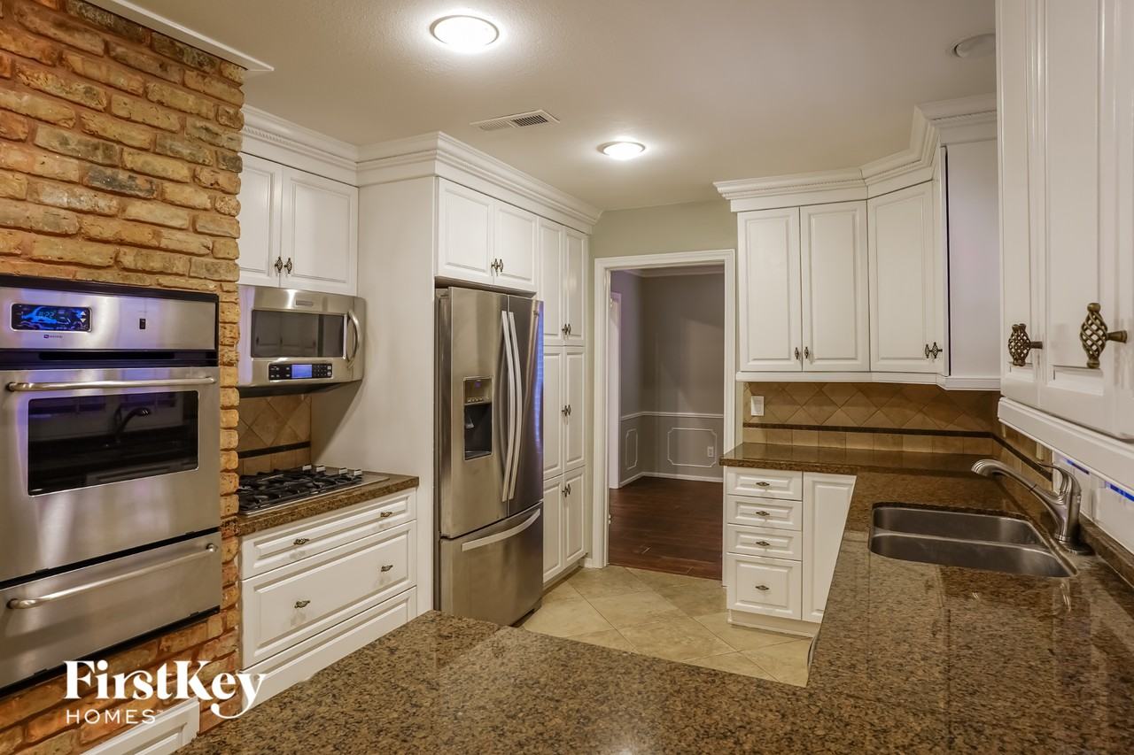 2507 Blue Willow Dr - Photo 6 of 15