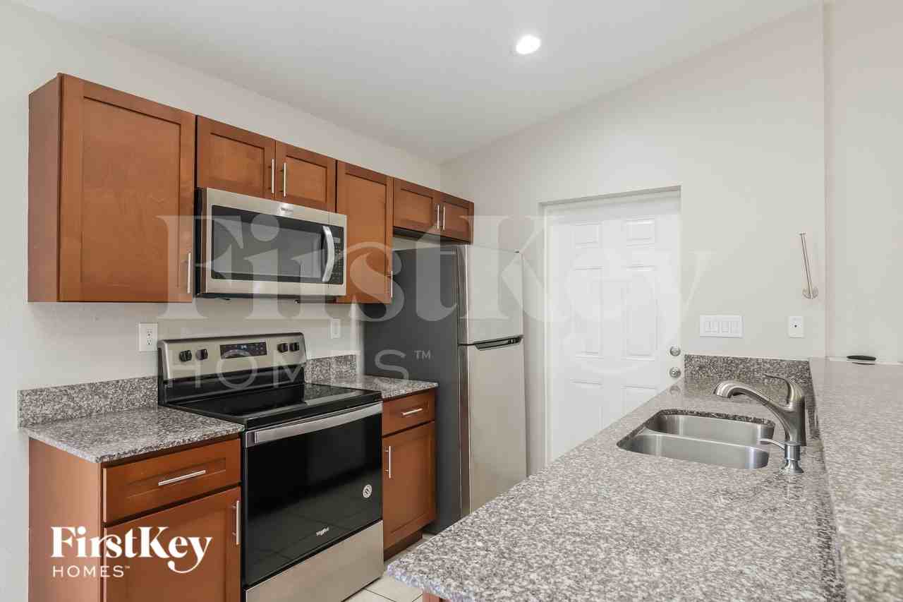 5473 Wagon Wheel Dr - Photo 6 of 15