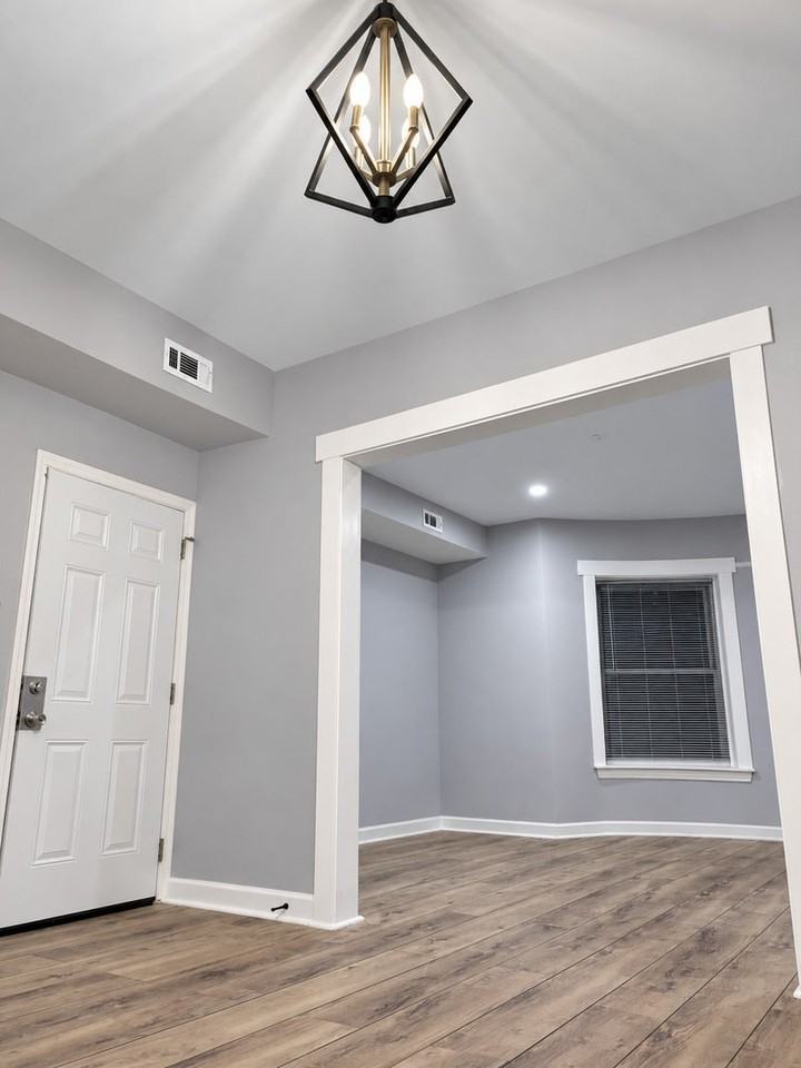6344 S Vernon Ave - Photo 7 of 18