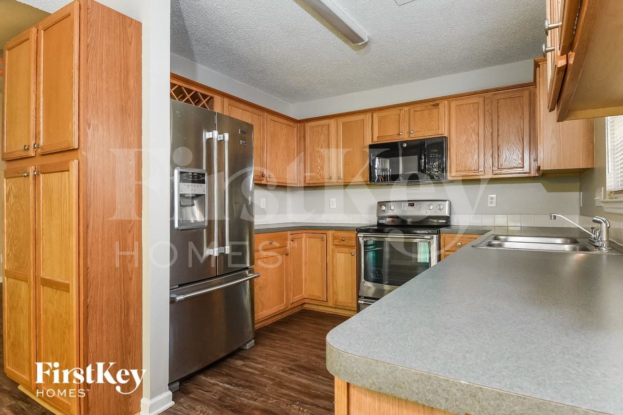 6 Mahogany Ct - Photo 7 of 15