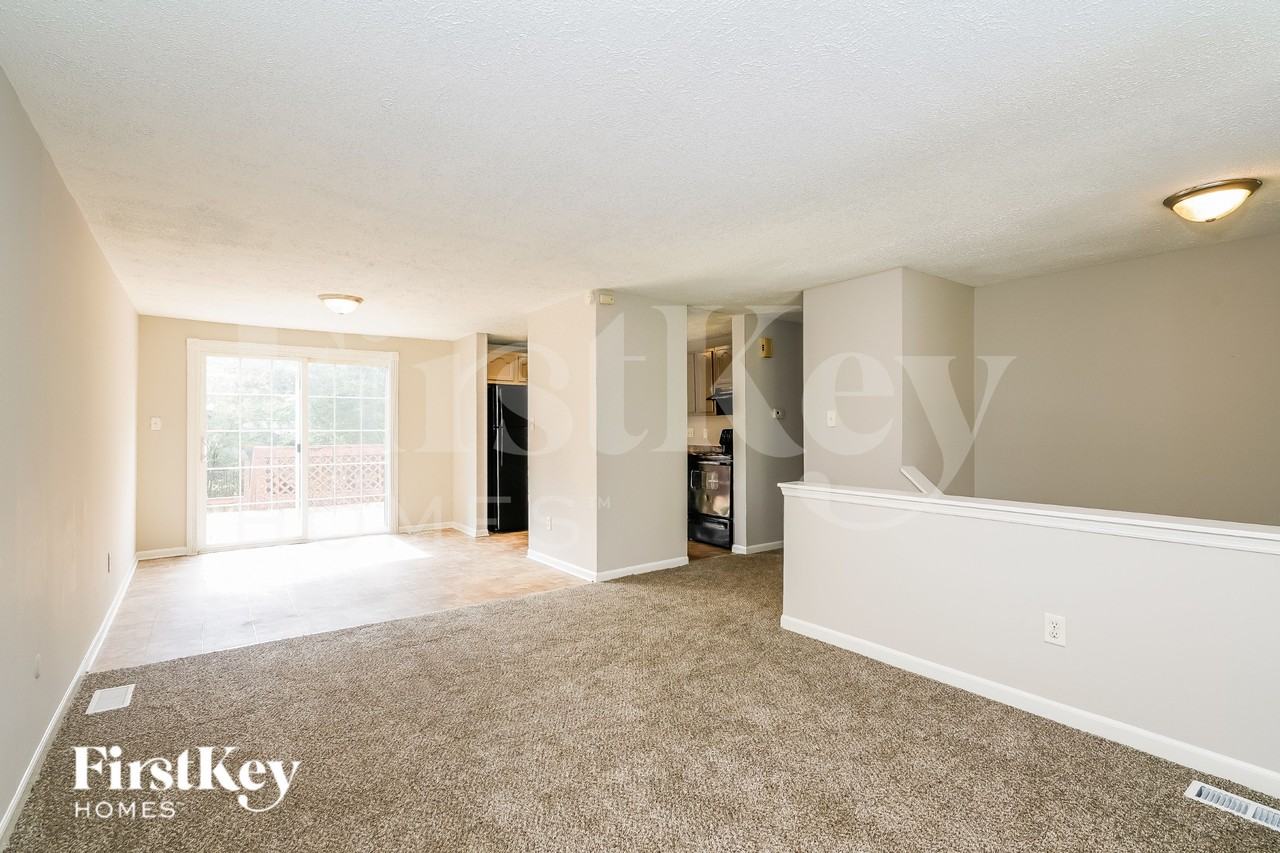 5501 Milhouse Rd - Photo 2 of 15