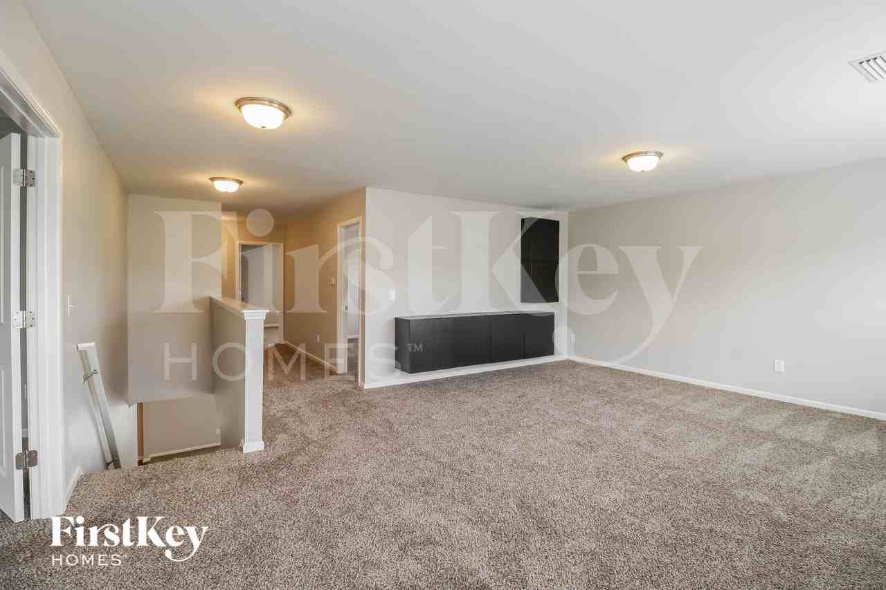 5232 Smoky Ridge Ln - Photo 6 of 15