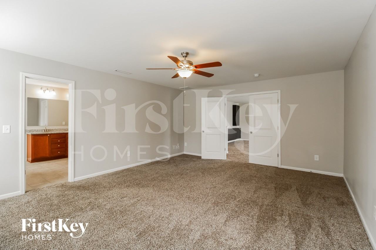5232 Smoky Ridge Ln - Photo 7 of 15