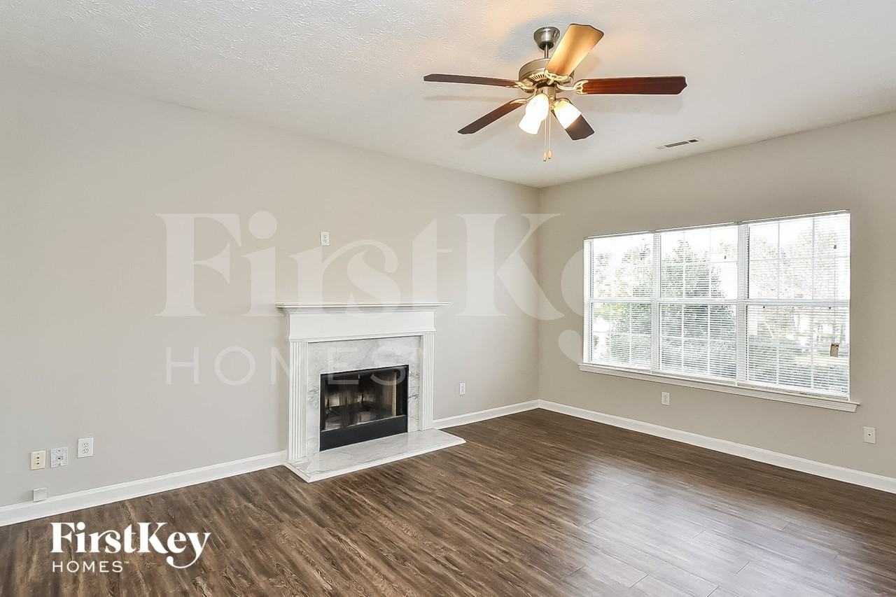 4524 Swan Trace - Photo 2 of 15