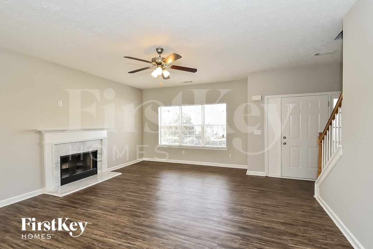 4524 Swan Trace - Photo 4 of 15