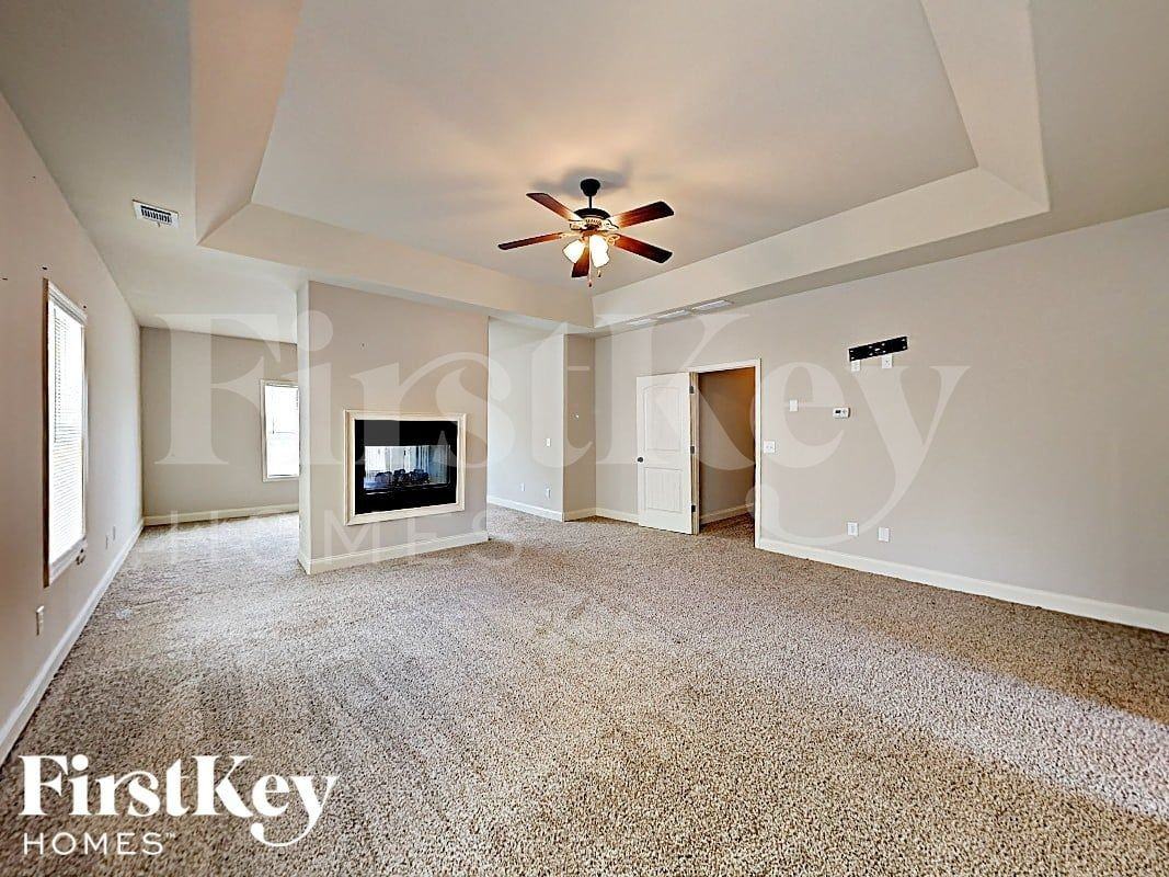 3742 Lake Enclave Way - Photo 6 of 17
