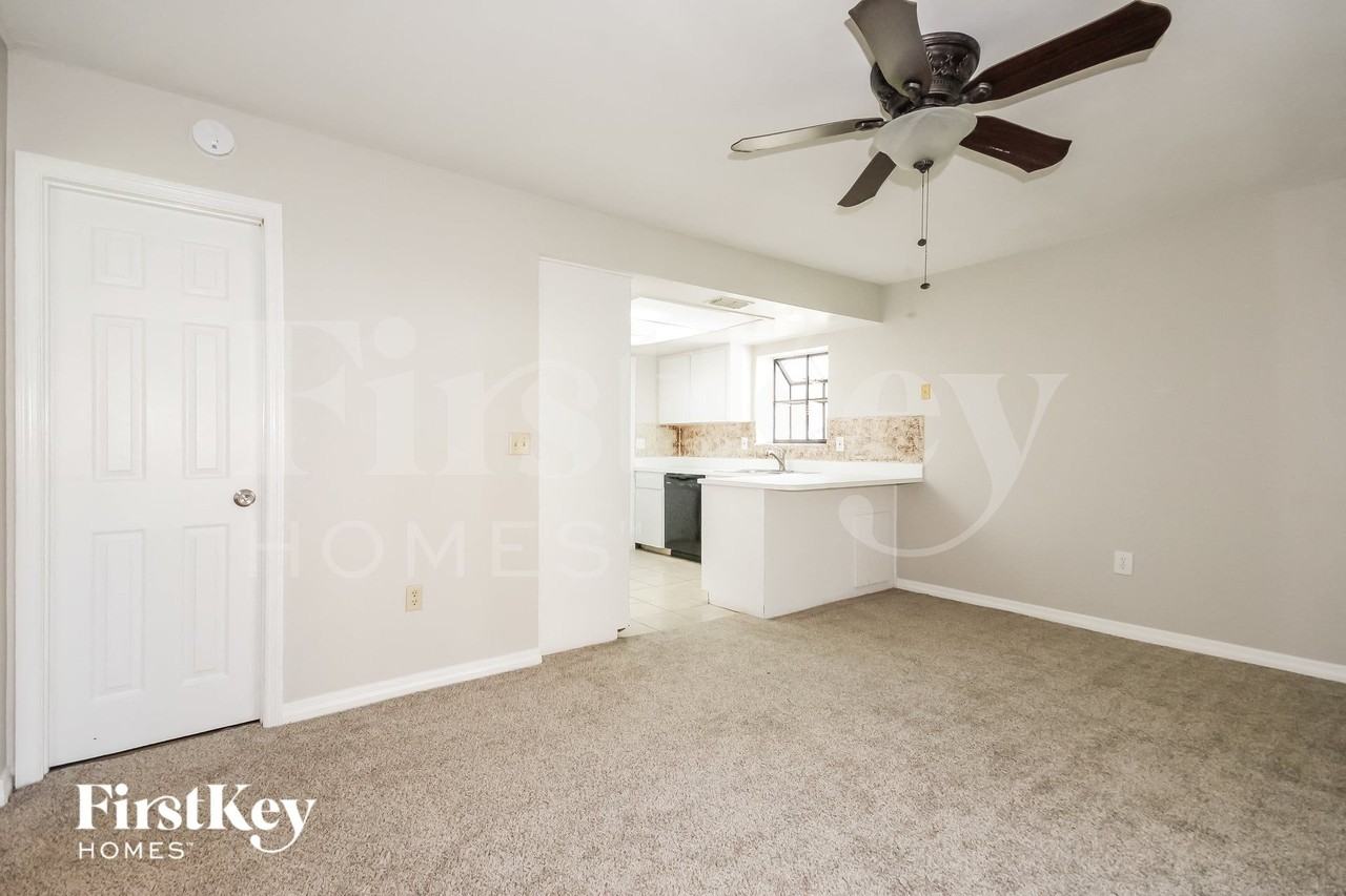 1344 Bramblewood Dr - Photo 7 of 16