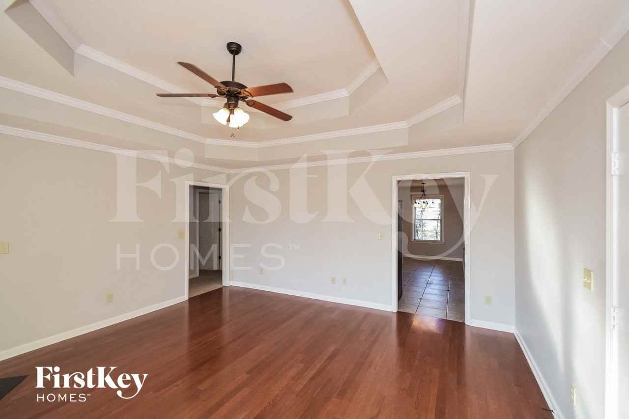 10777 Plantation Dr - Photo 4 of 15