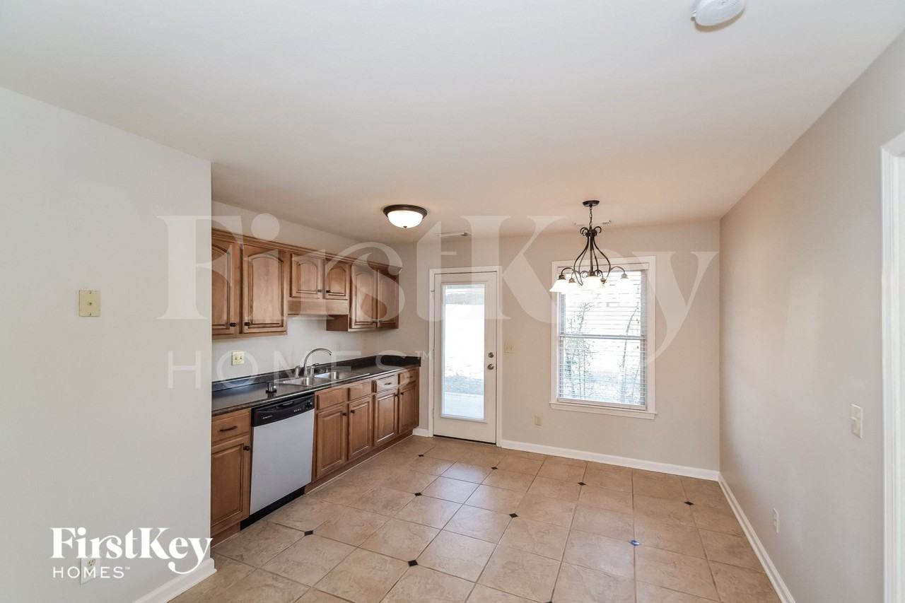10777 Plantation Dr - Photo 5 of 15