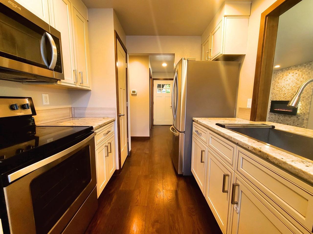 12709 Ne 83rd Ct - Photo 5 of 19