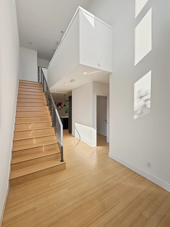 1240 Ne 117th St - Photo 6 of 27