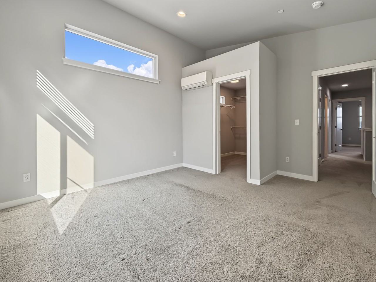 922 N 200th St - Photo 6 of 17