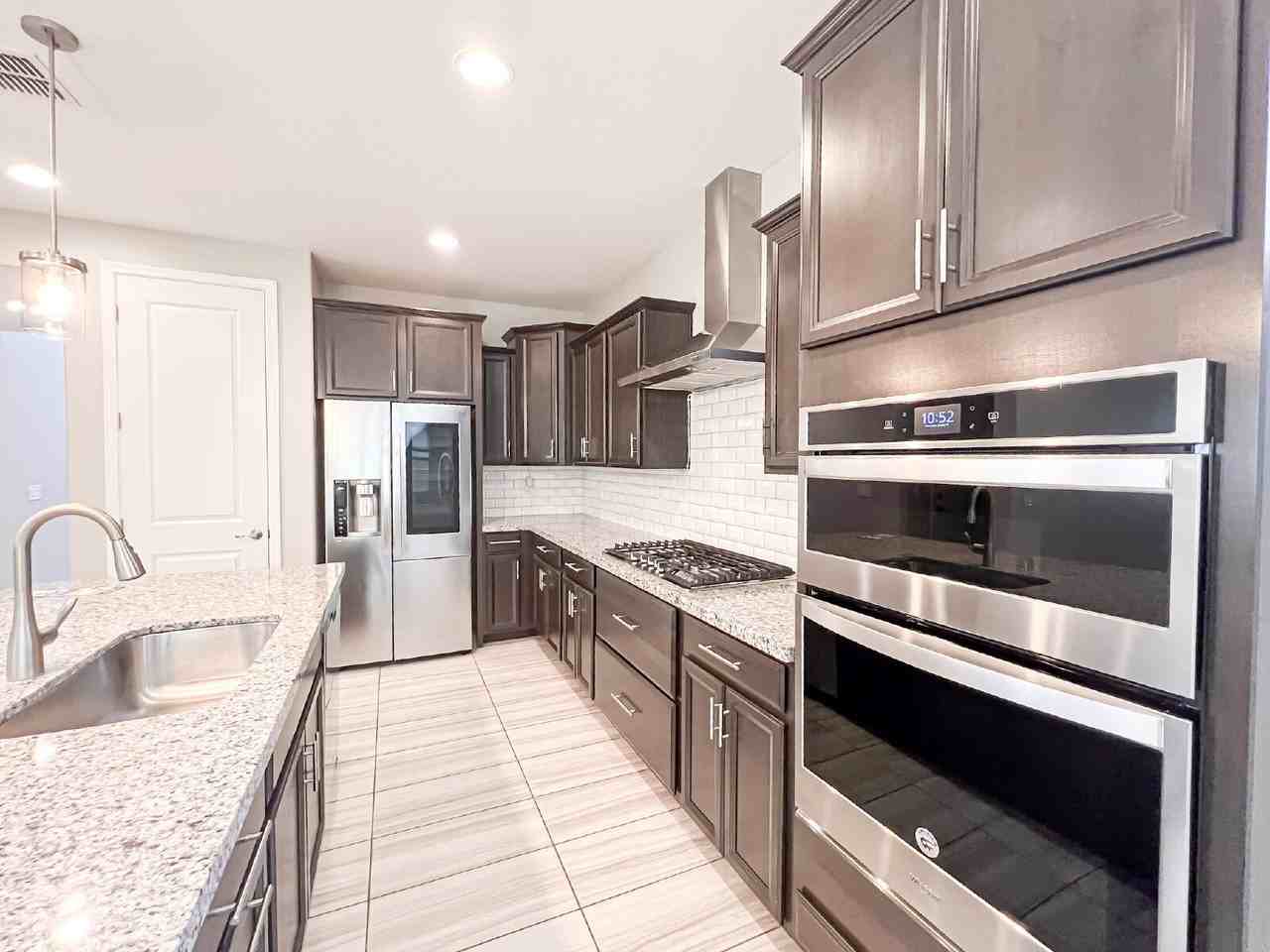 1102 S Cheri Lynn Dr - Photo 3 of 22