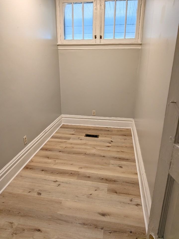 741 Florence Ave - Photo 3 of 7