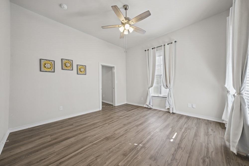 1008 N Mesquite St - Photo 7 of 33