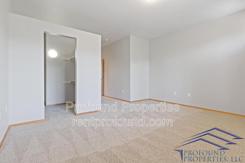 627 Sw Dillan Dr - Photo 7 of 28