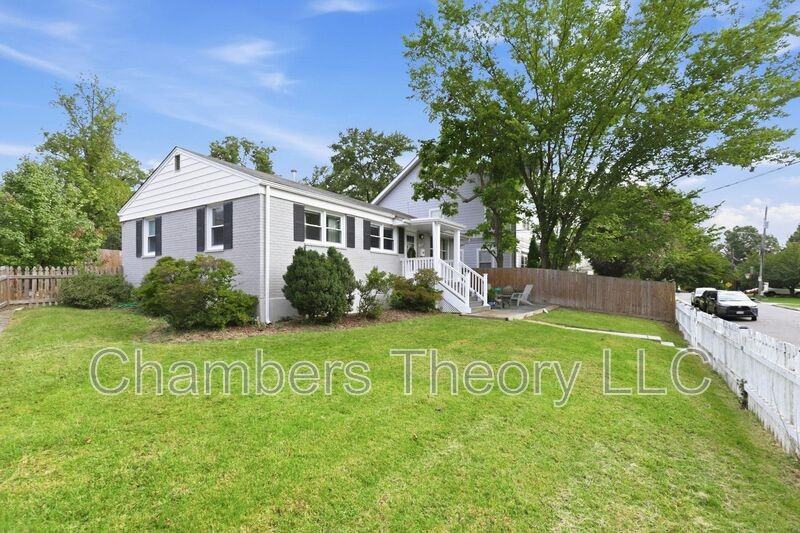 3917 17th St N - Photo 2 of 21