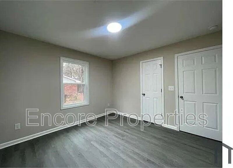 1617 N Main St - Photo 5 of 15