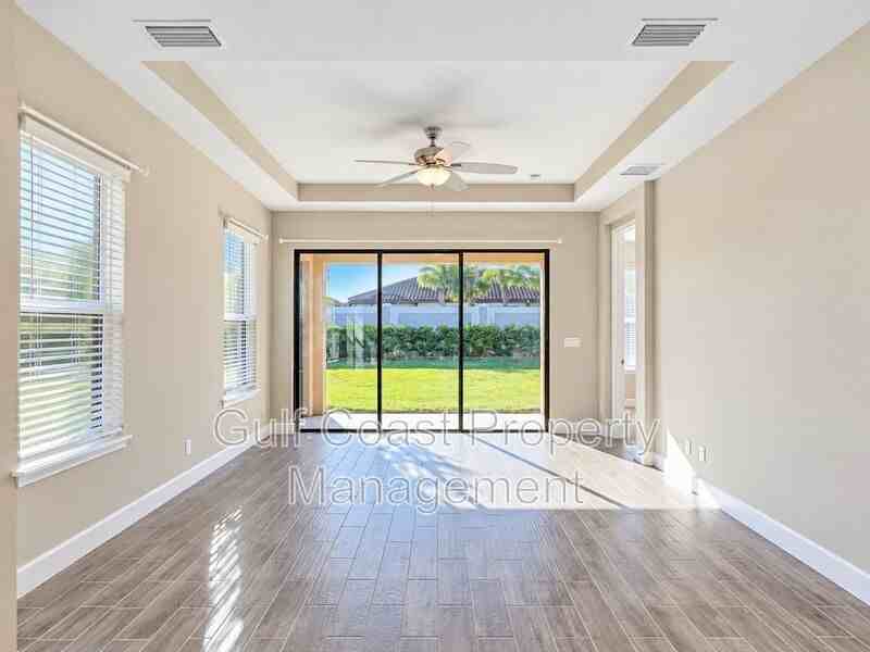 6250 Plateau Ct - Photo 3 of 31