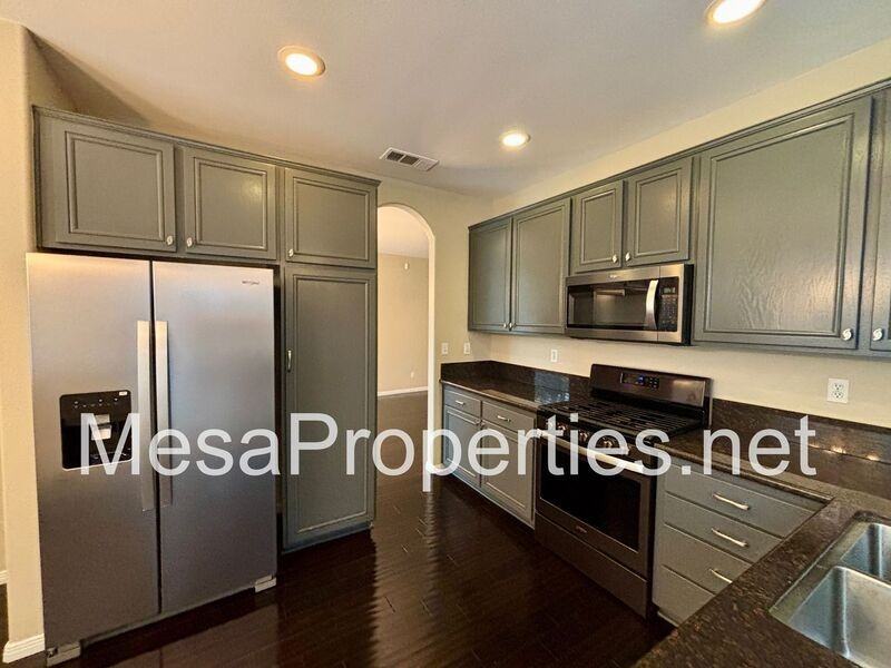 3284 Greystone Rd - Photo 7 of 25