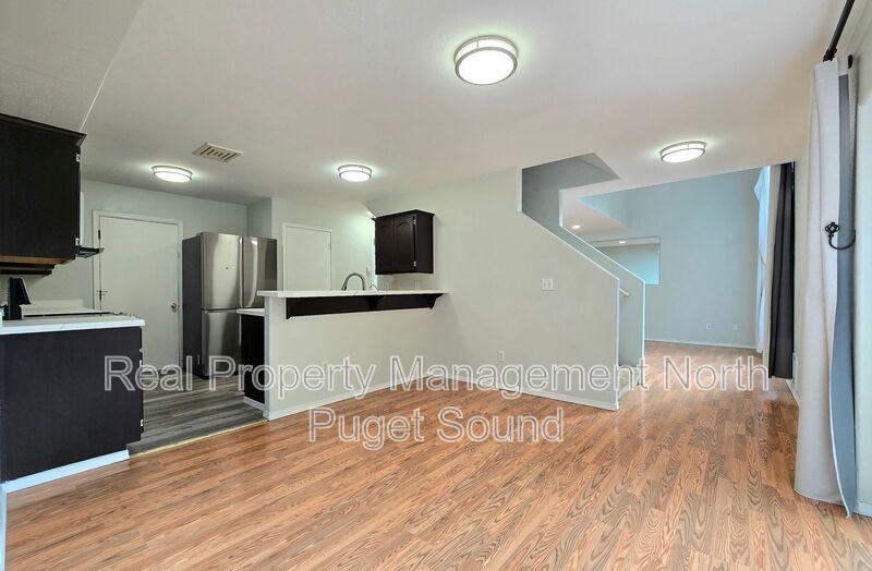 13008 58th Ave Ne - Photo 7 of 23