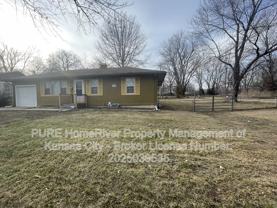 11108 Herrick Ave - Photo 1 of 1