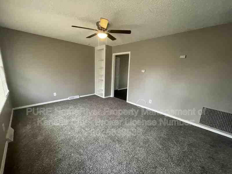 11108 Herrick Ave - Photo 4 of 16