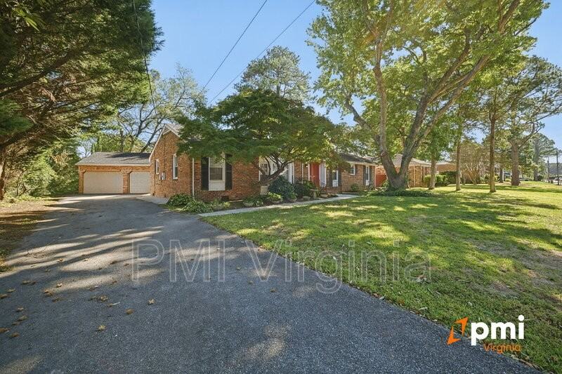 3736 Shoreline Dr - Photo 4 of 40