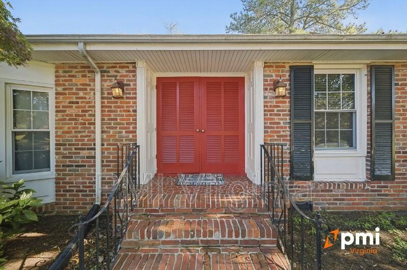 3736 Shoreline Dr - Photo 7 of 40