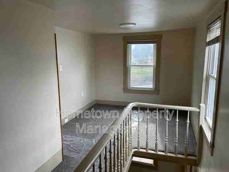 9 E Donegal St #9B - Photo 4 of 12