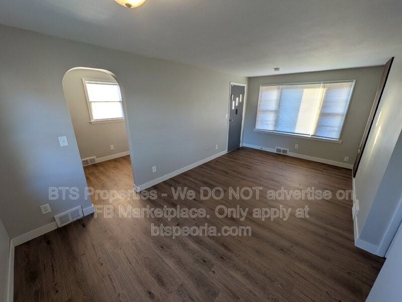 1221 E Moneta Ave - Photo 3 of 15