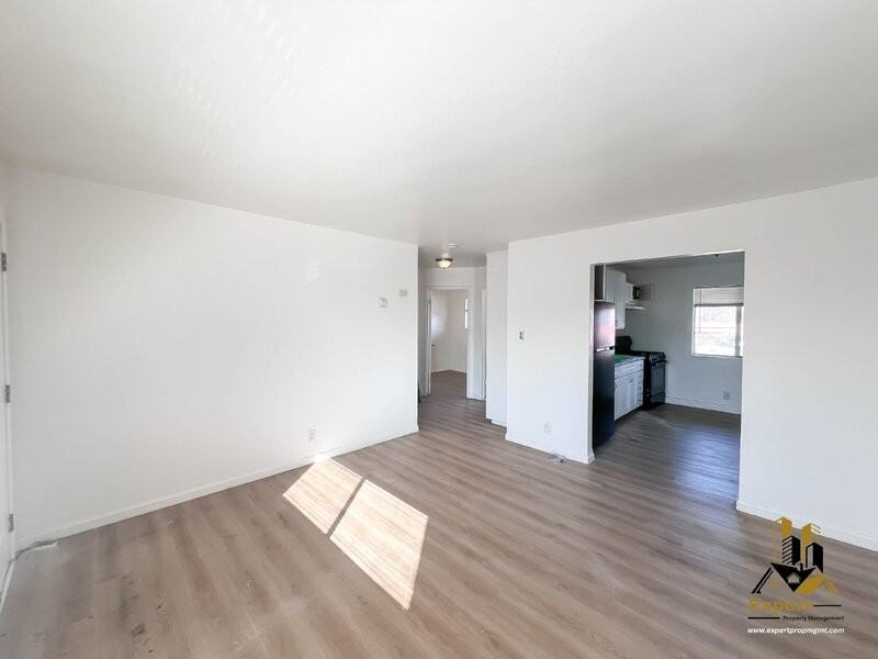 3720 Astoria St #3 - Photo 3 of 6